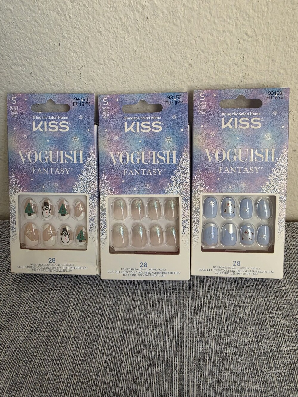 3 Packs Of Kiss Glue On Nails Winter Holiday Snow Shimmer Short Round New